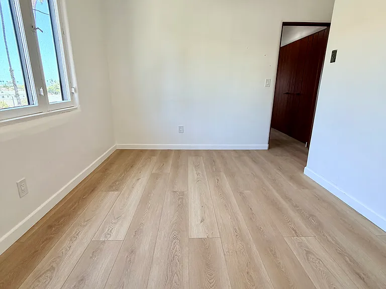 4215 E Livingston Dr #2 — Photo 17