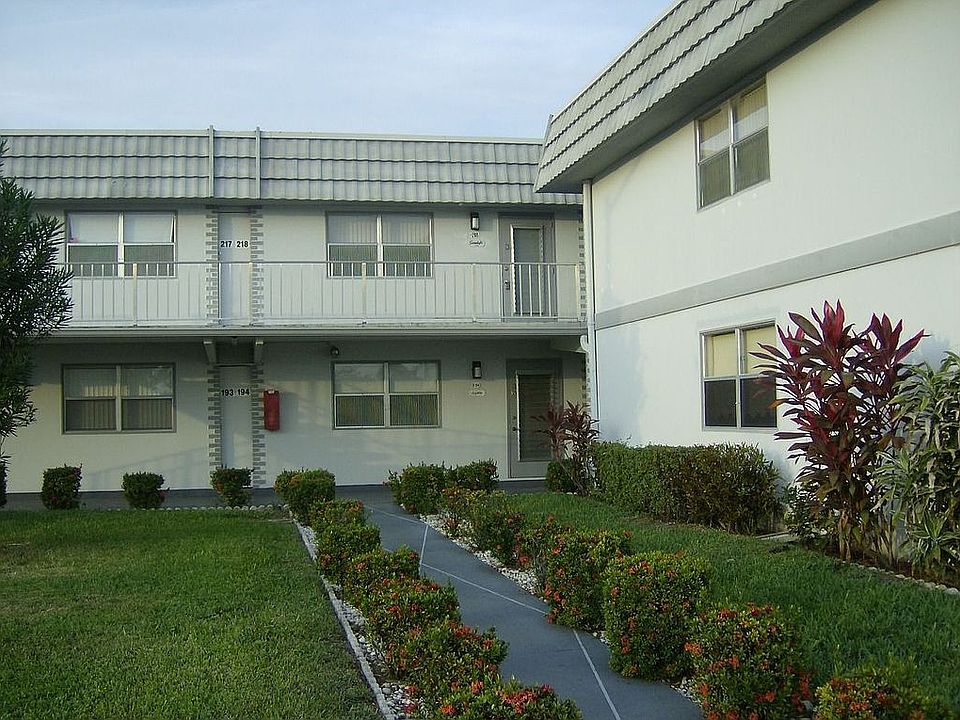 2ND FLOOR ON RIGHT