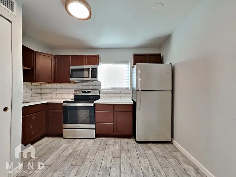 12707 W Tasha Dr #4 — Photo 2