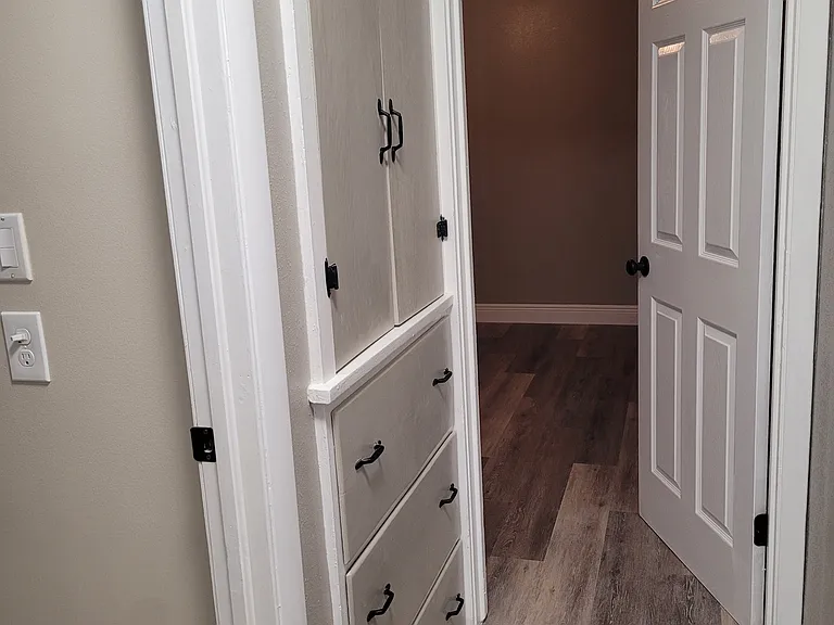 808 E 4th St #808 — Photo 2