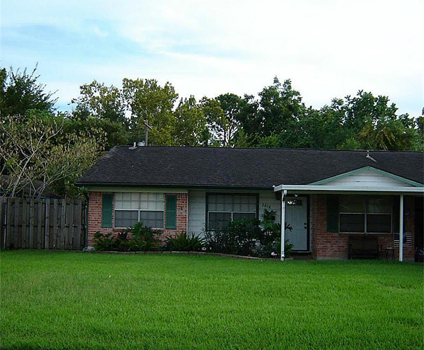 1st image of 2818 Coy Dr