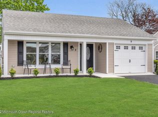 9 Dorset Rd, Manchester, NJ 08759