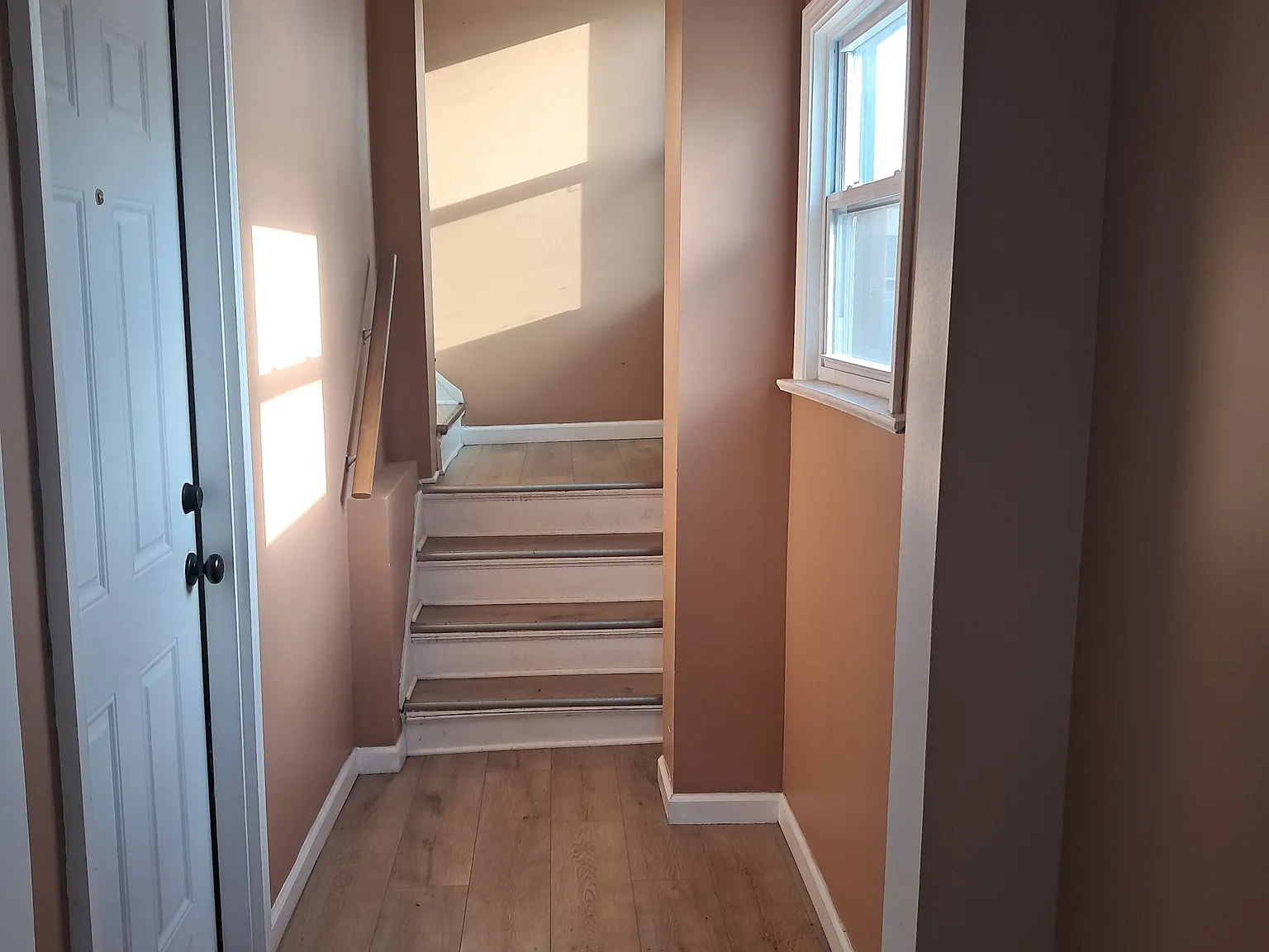 10417 Columbia Avenue - 2 — Photo 4