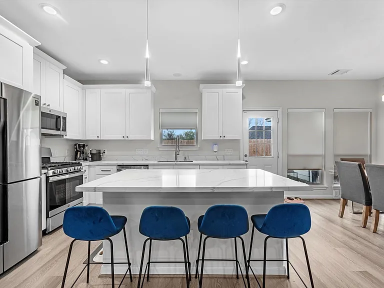 8407 James Franklin St — Photo 12
