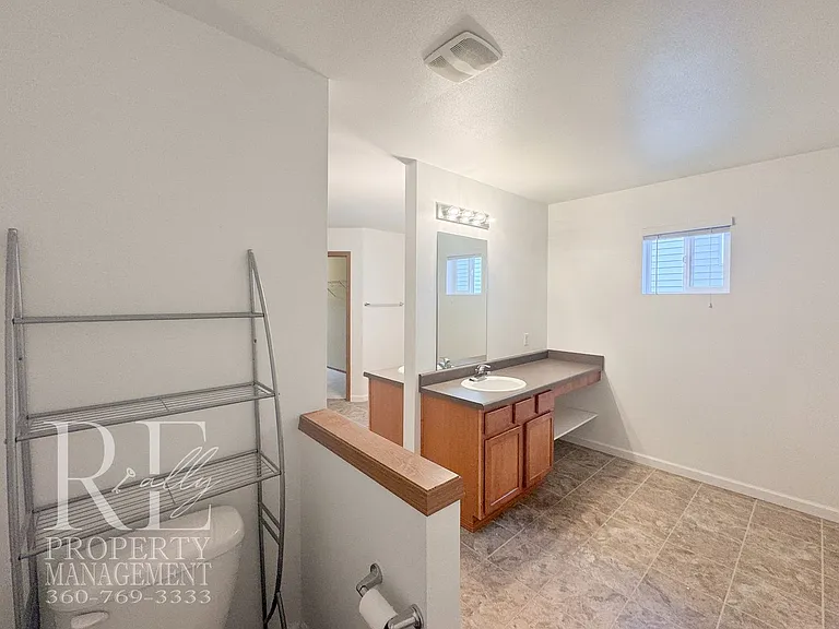 21050 Brevik Pl NW — Photo 18