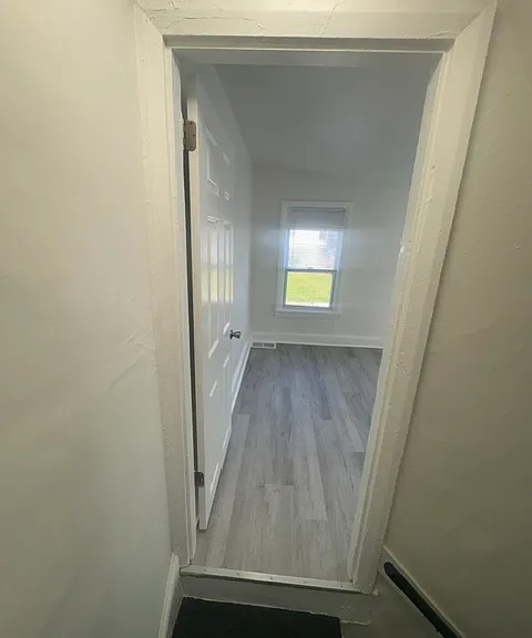 305 N Franklin St — Photo 21