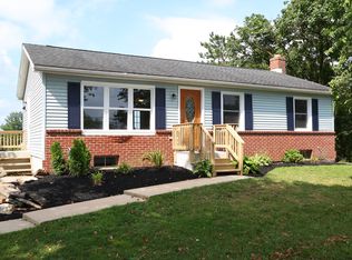 28 S Bisecker Rd, Spring Grove, PA 17362