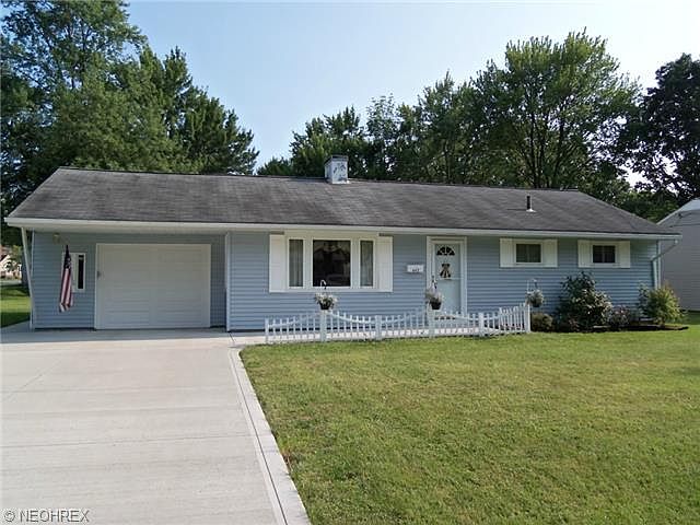 1st image of 447 Ambler Dr