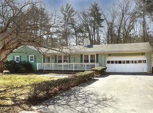 27 Winsor Ln, Topsfield, MA 01983