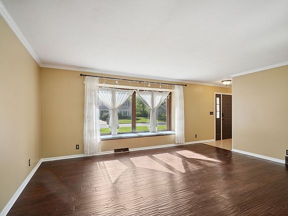 5th image of 13165 W Scarborough Dr