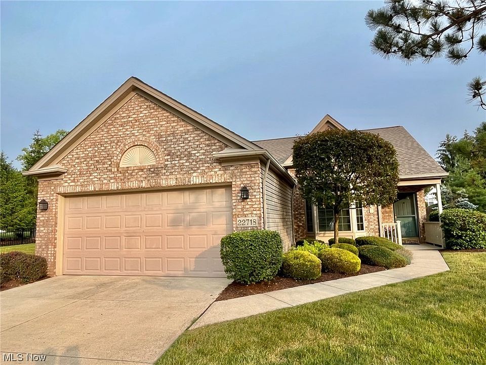 22718 Northwood Trl, Strongsville, OH 44149 Zillow