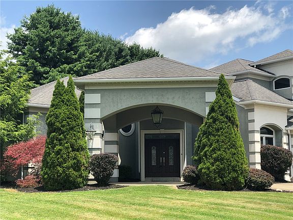 3rd image of 87 Farmview Dr