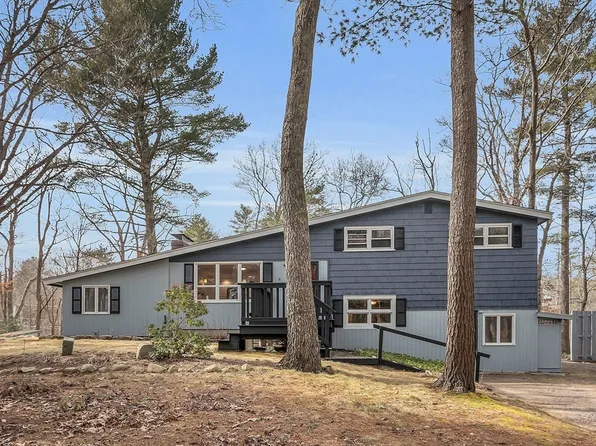 35 Gould Rd, Andover, MA 01810