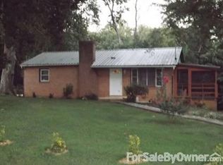 1708 Dale St, Newton, NC 28658