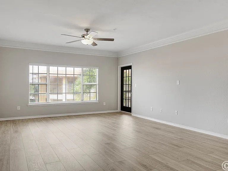 4311 Bayside Village Dr — Photo 6