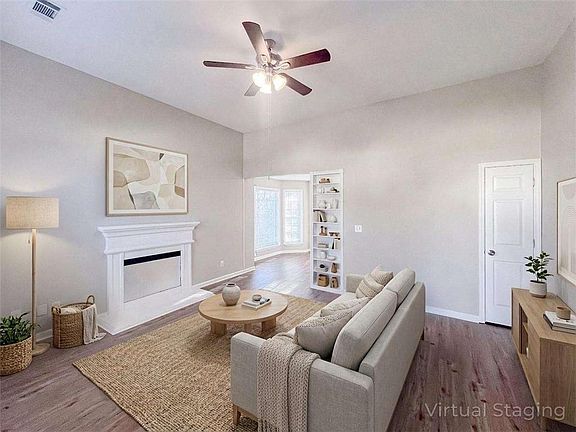 3rd image of 4932 Sunny Ridge Ct