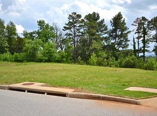 3181 N Blue Star Dr, Fayetteville, AR 72703