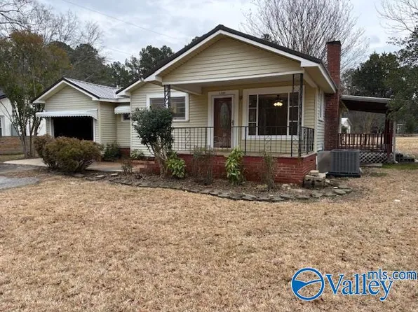 1137 Tidmore Bend Rd, Gadsden, AL 35901