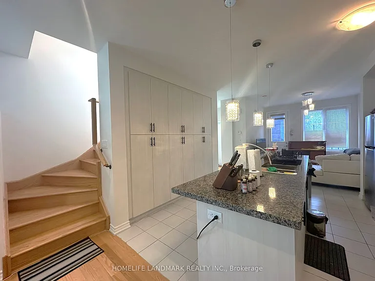 18 Lavinia Rd — Photo 9