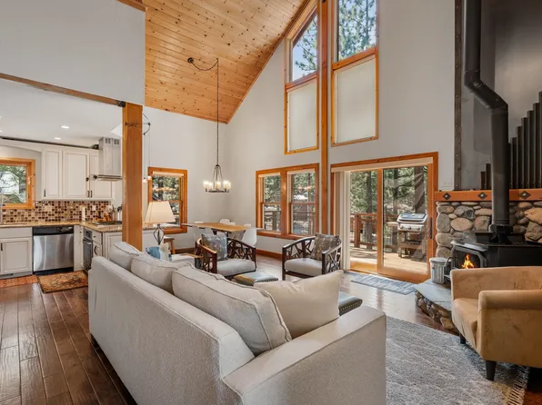 13314 Roundhill Dr, Truckee, CA 96161