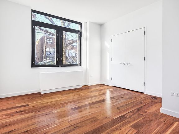 5th image of 125 N 5th St APT 1C