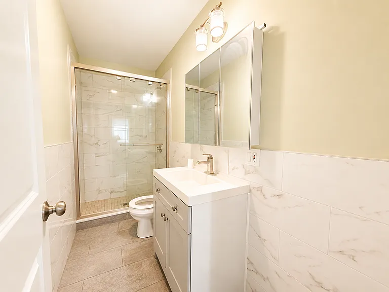 6 Josephine St #2 — Photo 12