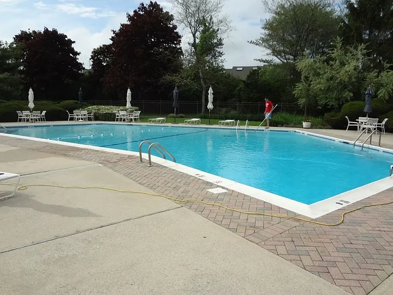 50 Hubbard Ln #55 — Photo 28