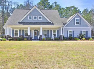 305 Roundstone Rock, Tyrone, GA 30290