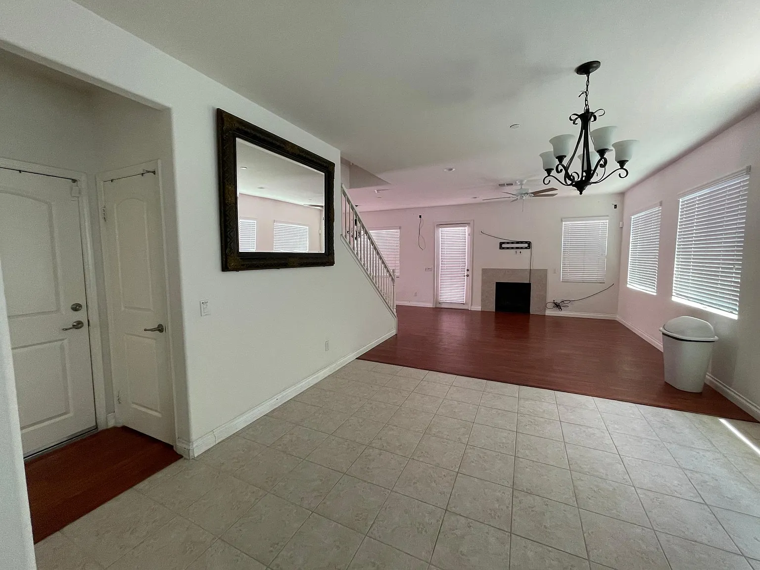 4 bed, 2.5 bath, 2047 sqft, $3,650 — Photo 4