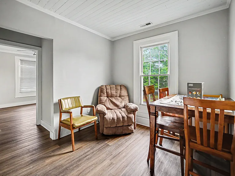 57 Corban Ave SW #C — Photo 8