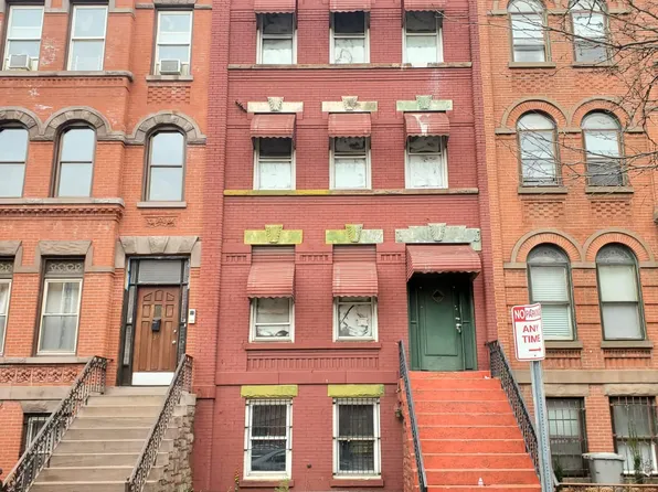 33 Madison Ave, Jersey City, NJ 07304