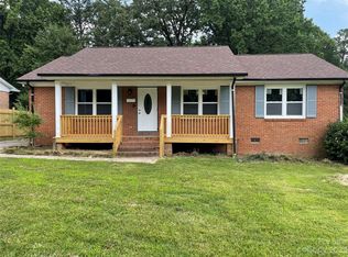 6218 Monteith Dr, Charlotte, NC 28213