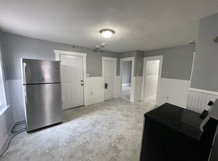 92 Benefit St APT 1, Woonsocket, RI 02895