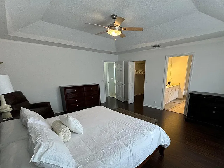 13519 Fountain View Blvd — Photo 6