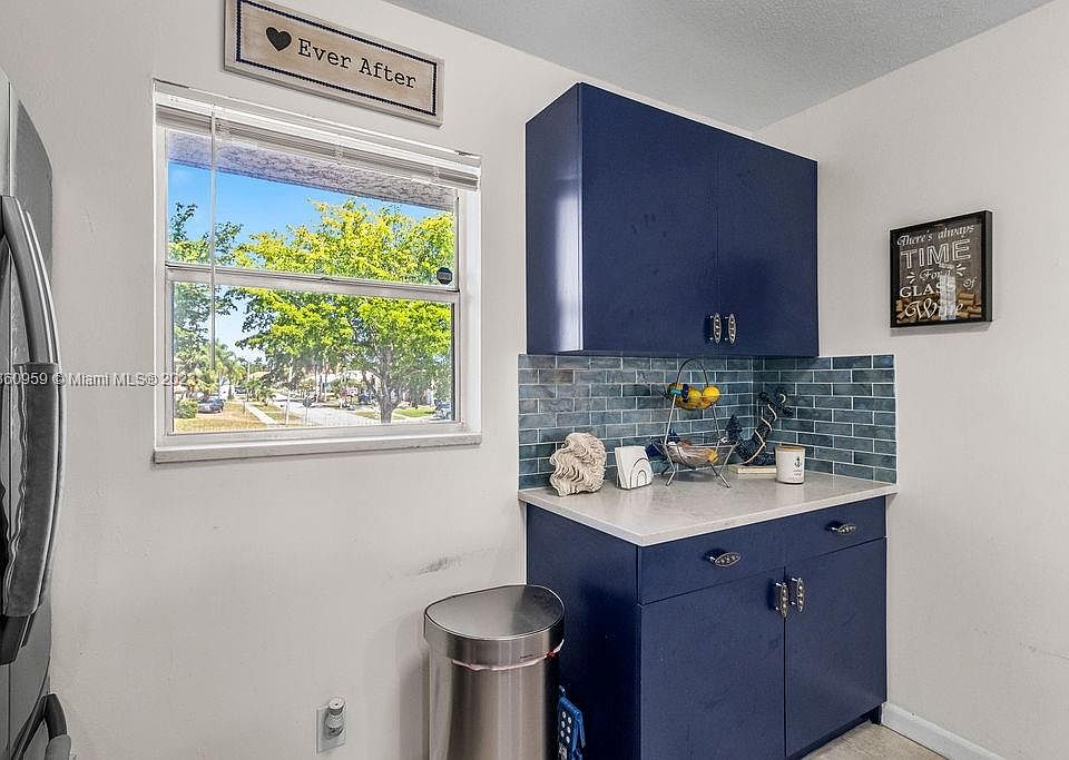 Meadowbrook Lakes Apartments Condominiums Dania, FL Zillow