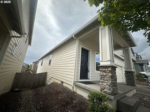 3rd image of 1308 W 15th Ave