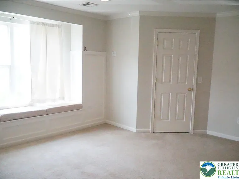 737 Trout Creek Ln — Photo 25