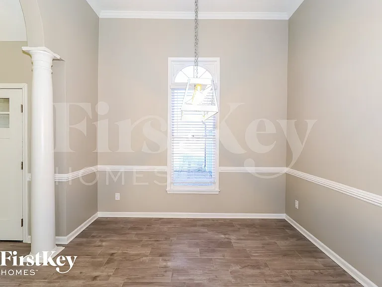 523 S Sanga Rd — Photo 3