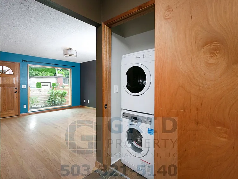 3431 NE 92nd Ave — Photo 20