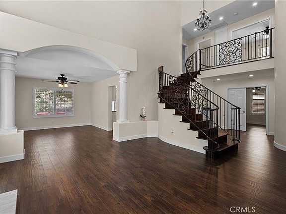 4th image of 25363 Irving Ln