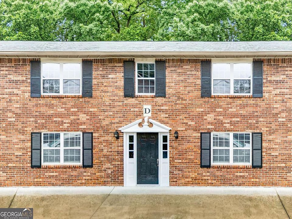 1st image of 3665 Chestnut Dr APT D3