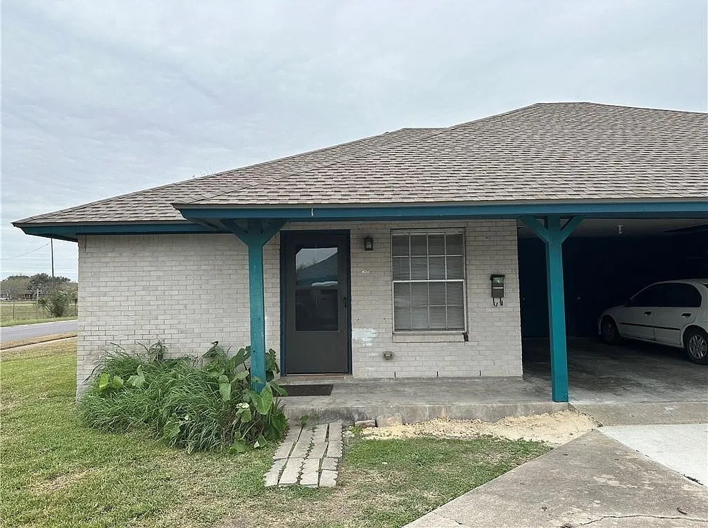 2 bed, 1.0 bath, 1000 sqft, $1,095 — Photo 1