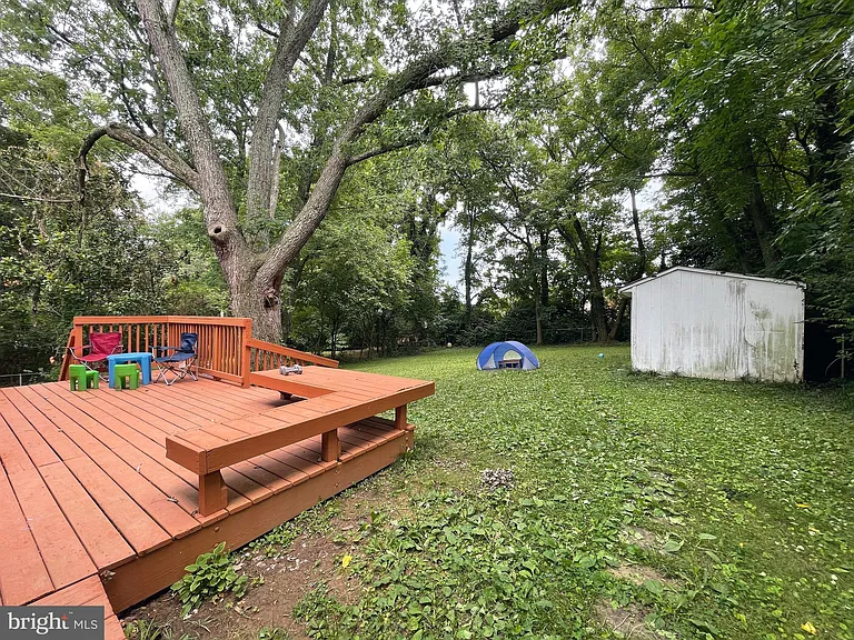 10315 Beaumont St — Photo 23