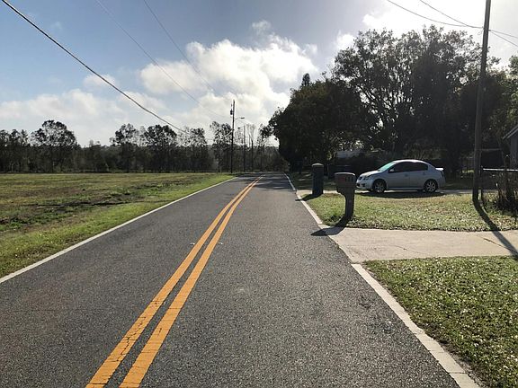 4th image of 606 Ridgewood Ave