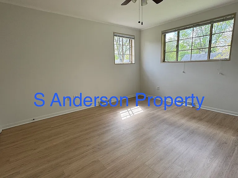 4124 Buckingham Dr — Photo 6