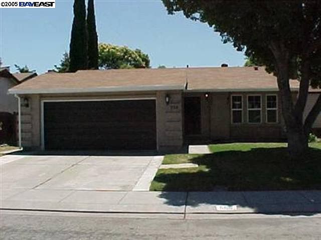 1st image of 556 W San Gabriel Ct