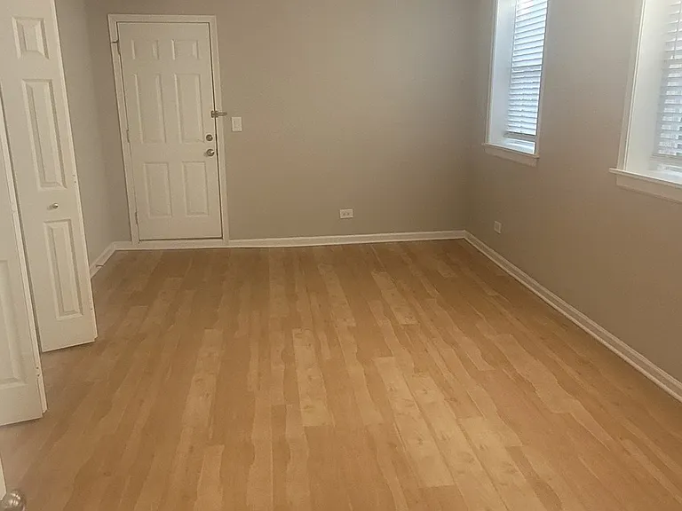 3745 W Argyle St #1 — Photo 21