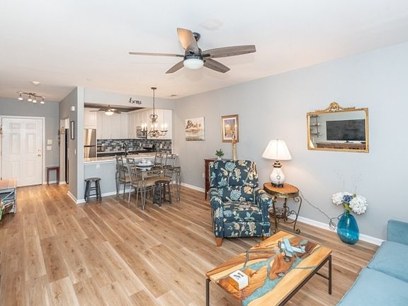 4th image of 3104 Franklin Ln