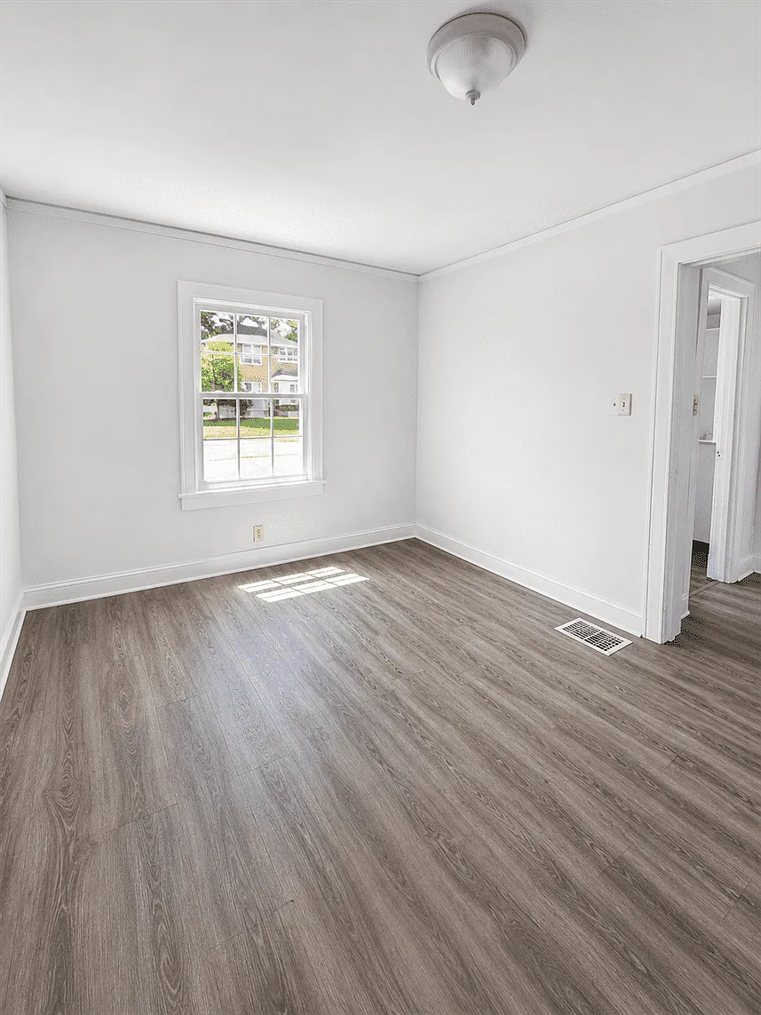 1 bed, 1200 sqft, $750 — Photo 4