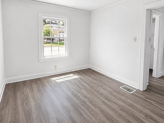 4th image of 1004 Linda Vista Ave APT 1